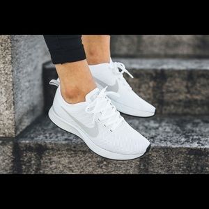 Women’s Nike Dualtone Racer